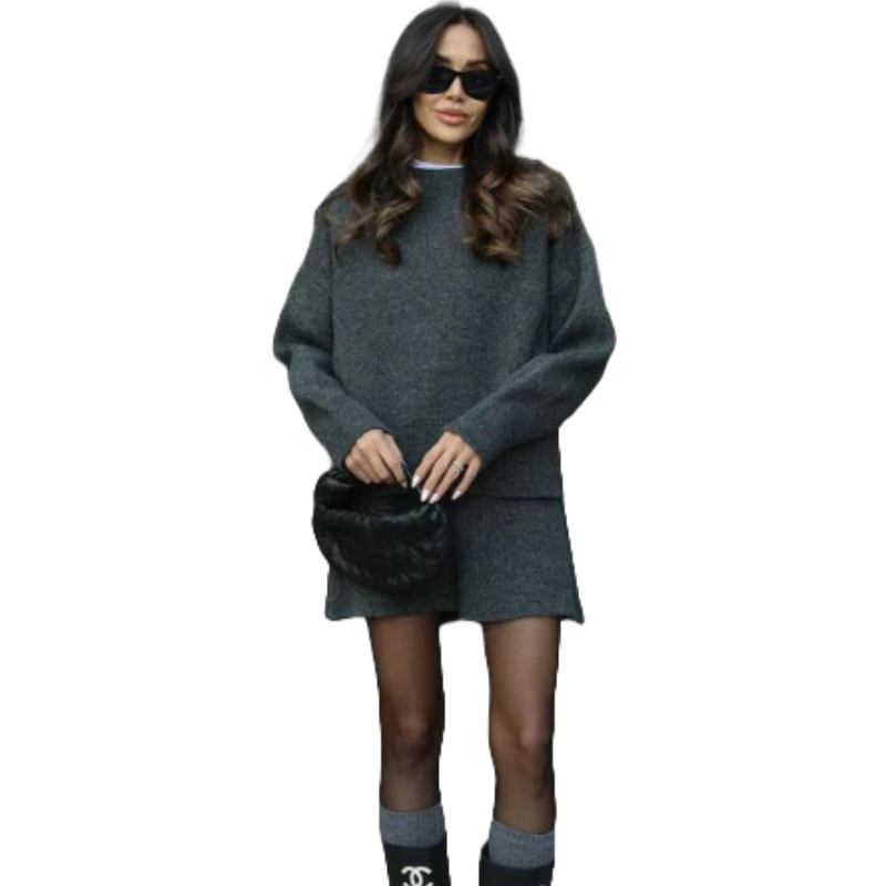 Laura | Sweater & Skirt