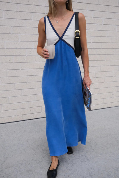 Jacky | Lightweight V-Neck Maxi Dress
